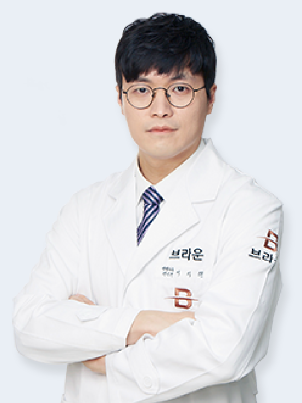 Dr. Lee Ji-Won